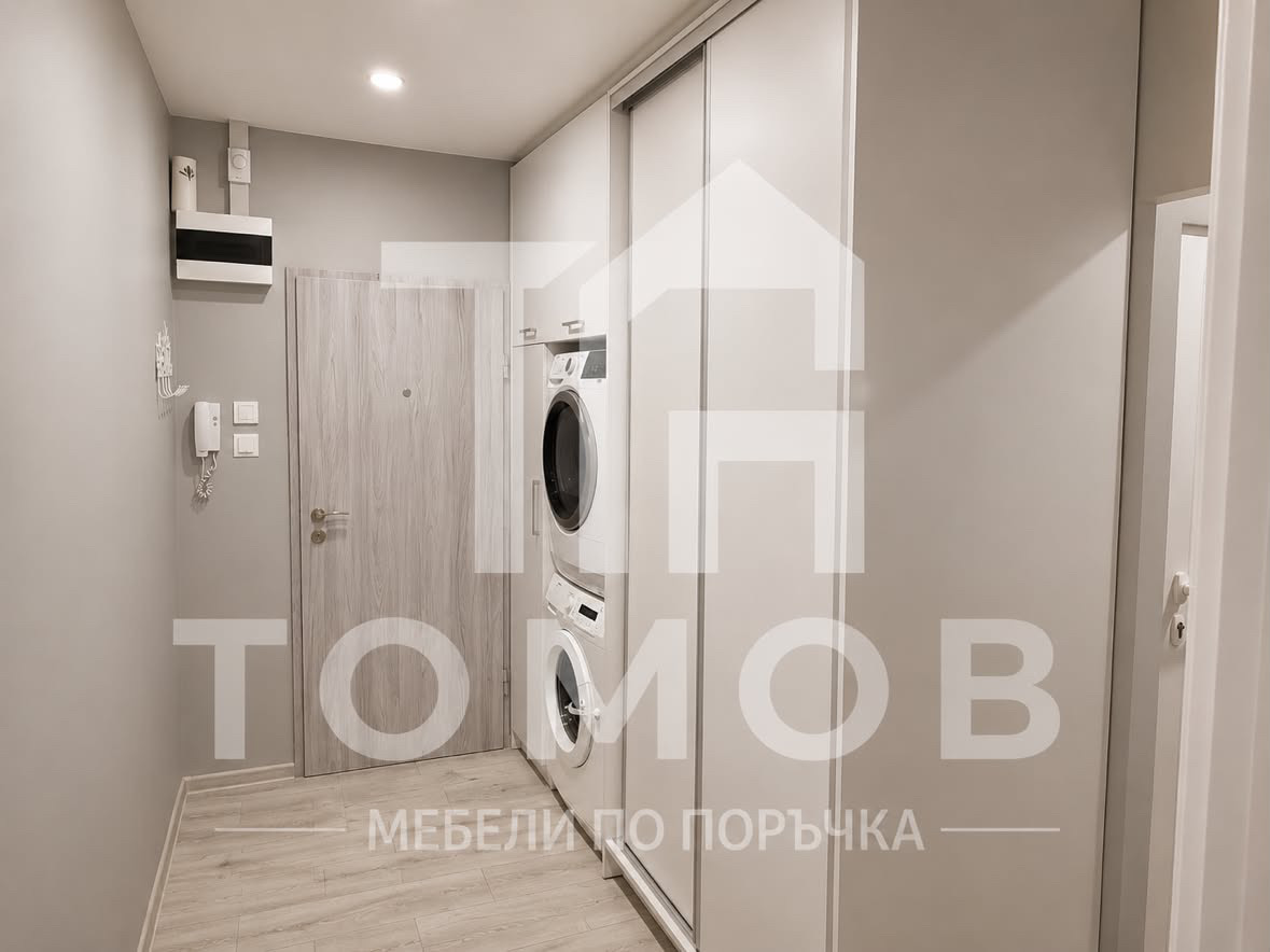 Антре с гардероб
